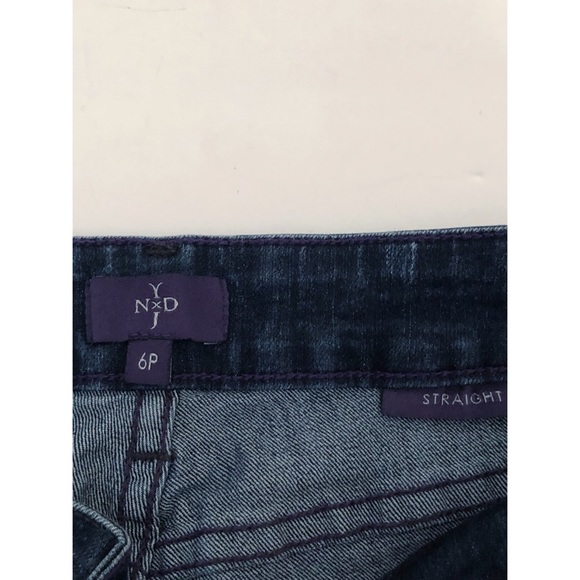 NYDJ Blue Jeans with Flat Button Zipper Front Closure - Picture 5 of 8